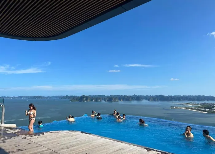 Hotel Khach San A Lacarte - Quang Ninh Ha Long