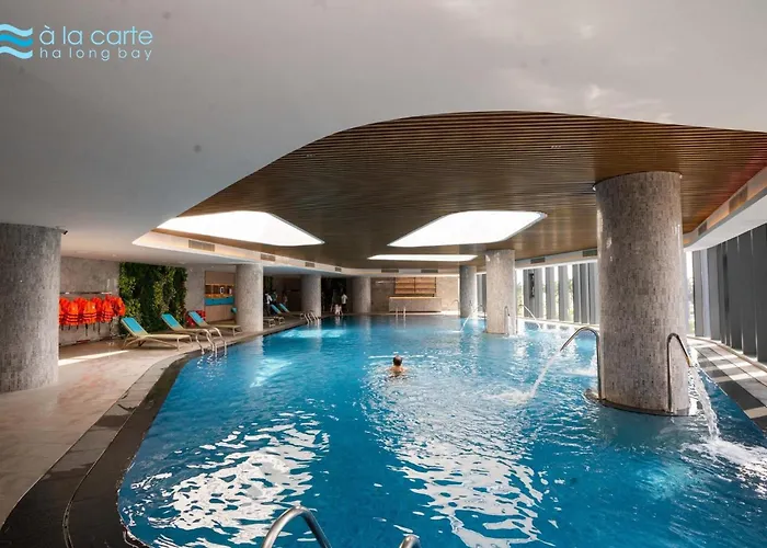 Khach San A Lacarte - Quang Ninh 5* Ha Long