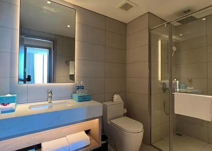 Hotel Khach San A Lacarte - Quang Ninh 5*