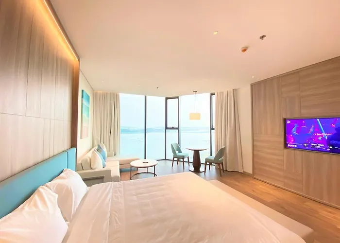 Khach San A Lacarte - Quang Ninh 5*