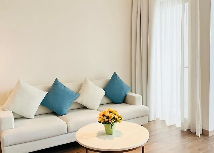 Hotel Khach San A Lacarte - Quang Ninh