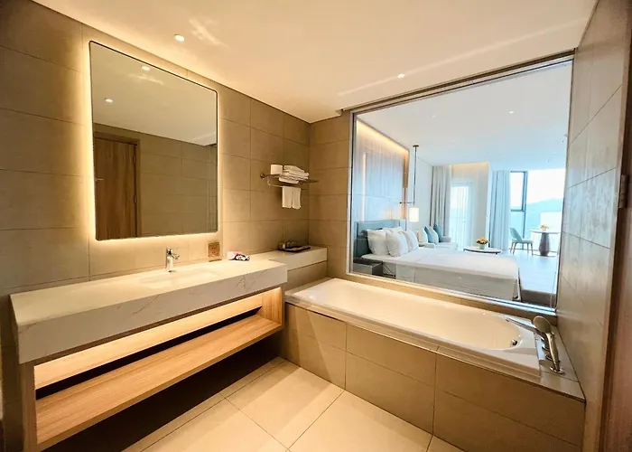 Khach San A Lacarte - Quang Ninh Hotel Ha Long