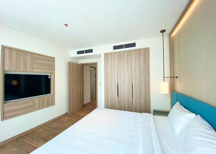 Hotel Khach San A Lacarte - Quang Ninh 5*