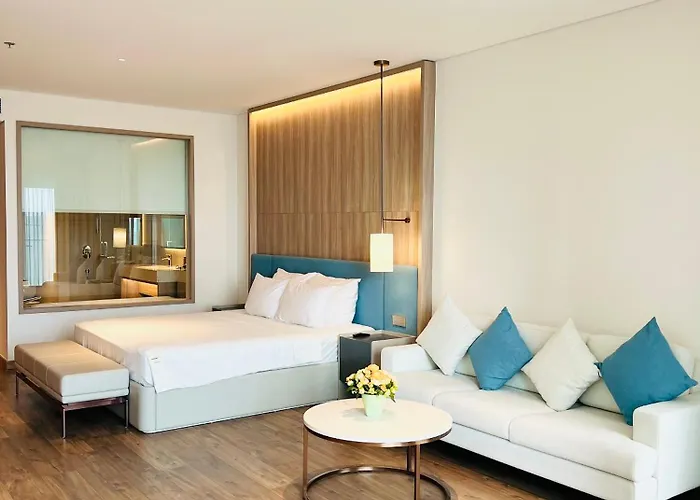 Khach San A Lacarte - Quang Ninh Hotel 5*