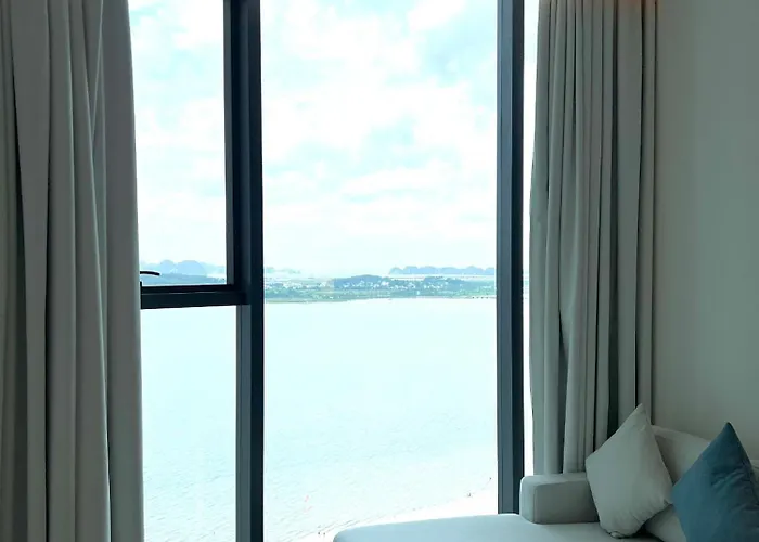 Hotel Khach San A Lacarte - Quang Ninh Ha Long
