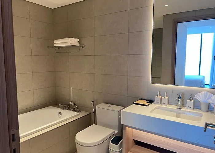 Hotel Khach San A Lacarte - Quang Ninh